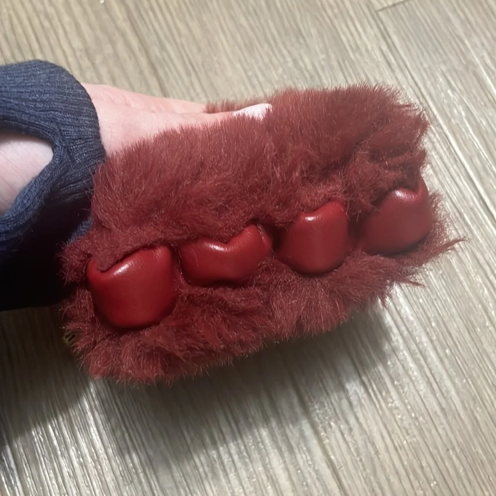 Pac-Man Ghost fur Character keychain. Perfect for car keys! Has zip pouch - Picture 2 of 6